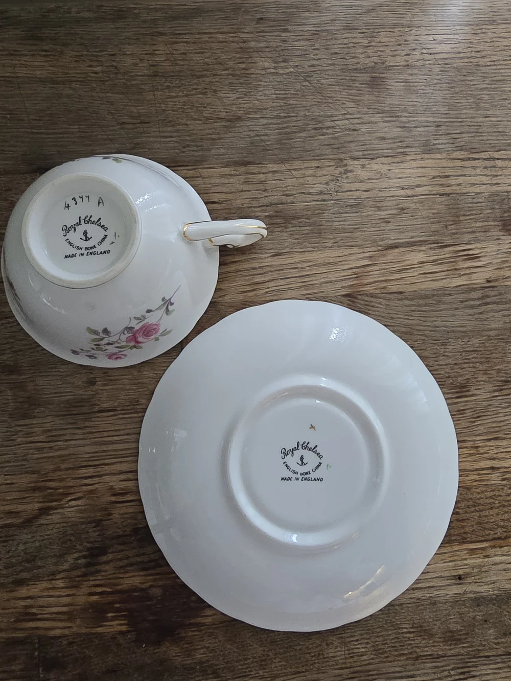 Royal Chelsea vintage royal